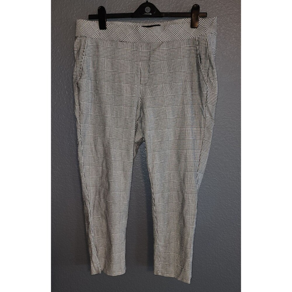 Torrid Women's 2S Houndstooth Trouser Capri Pants Black White Cropped
